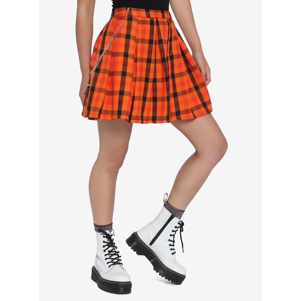 Hot Topic Orange Plaid Pleated Skirt With Chain